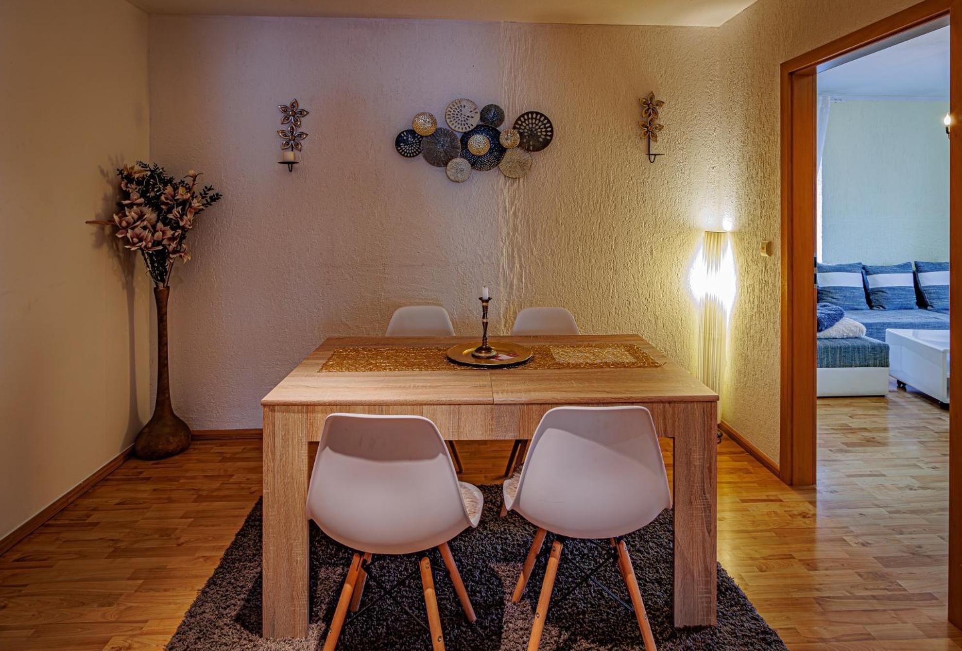 Wohnen Ueber Einem Mediterranen Restaurant,Apartment 2 Oder 3 Lipsko Exteriér fotografie