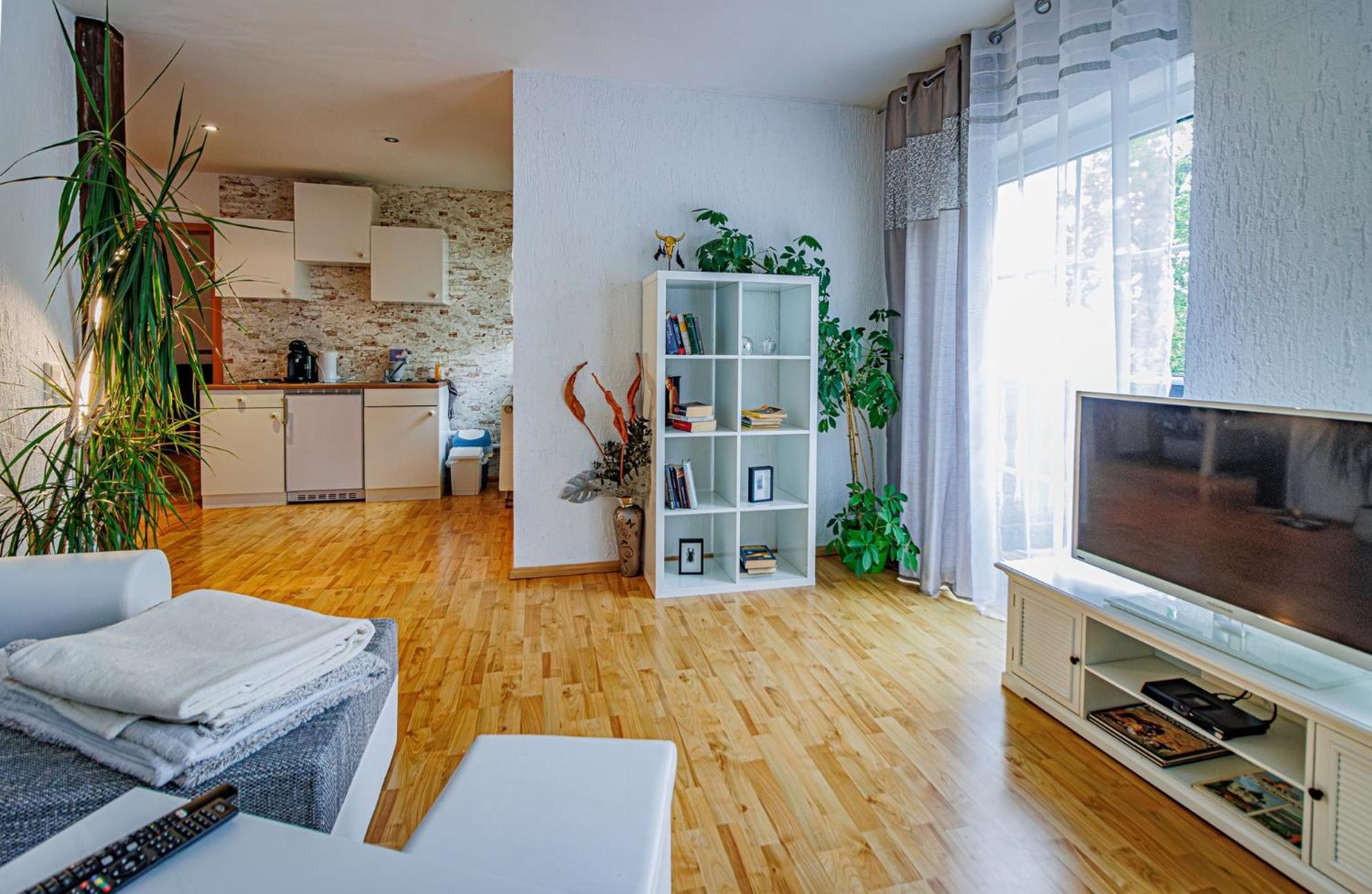 Wohnen Ueber Einem Mediterranen Restaurant,Apartment 2 Oder 3 Lipsko Exteriér fotografie